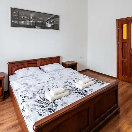 Bv Exquisite Apartment *