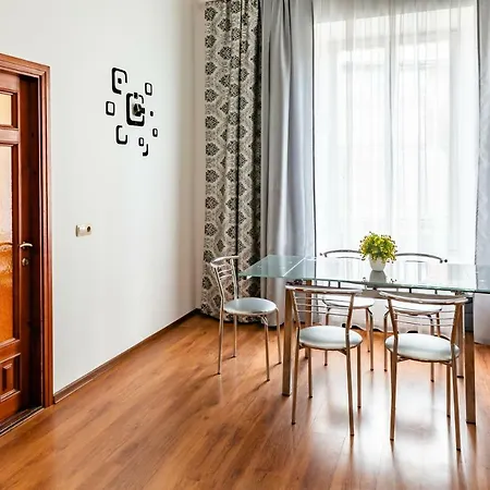 Bv Exquisite Apartment *